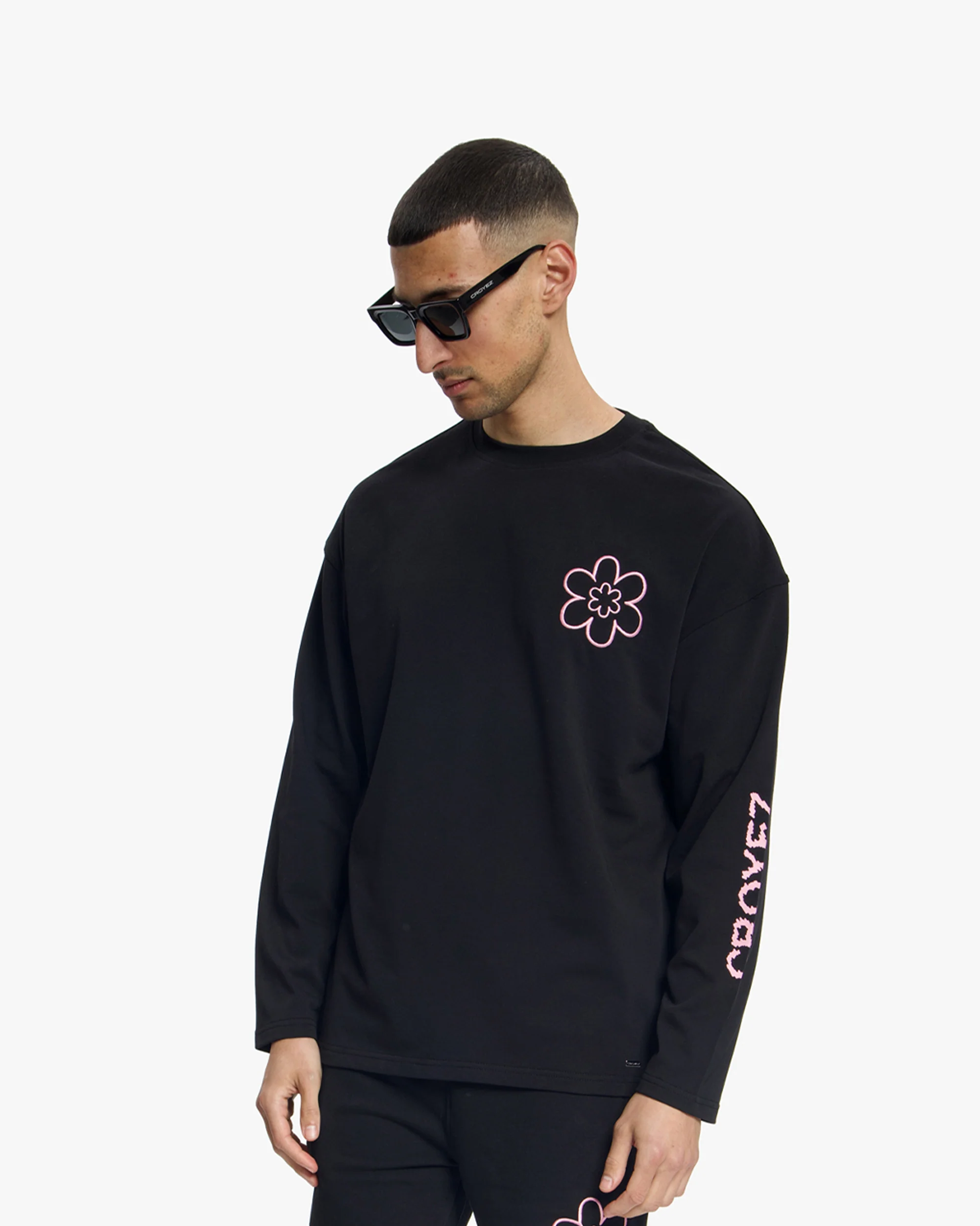 Croyez Contour De La Fleur Longsleeve | Black - Image 3
