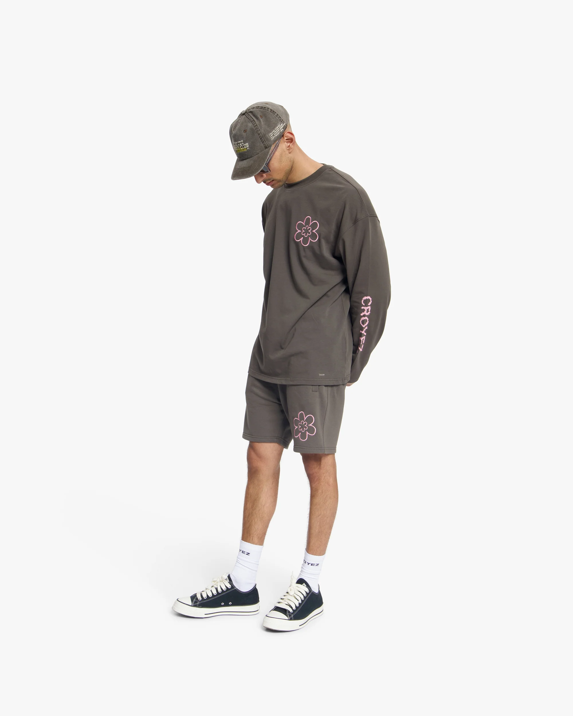 Croyez Contour De La Fleur Longsleeve | Washed Brown - Image 5