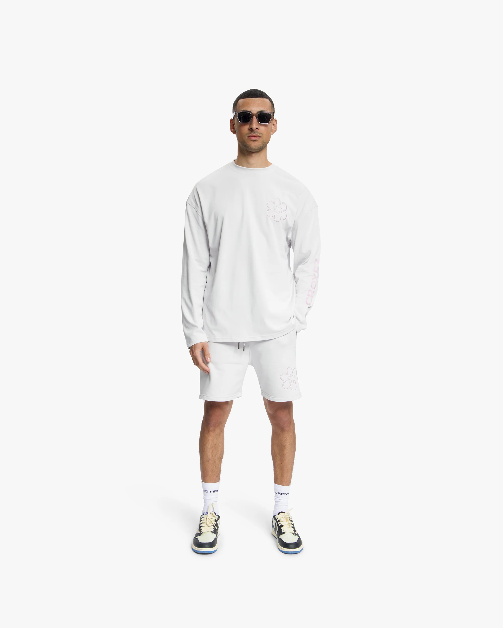 Croyez Contour De La Fleur Shorts | Light Grey - Image 6