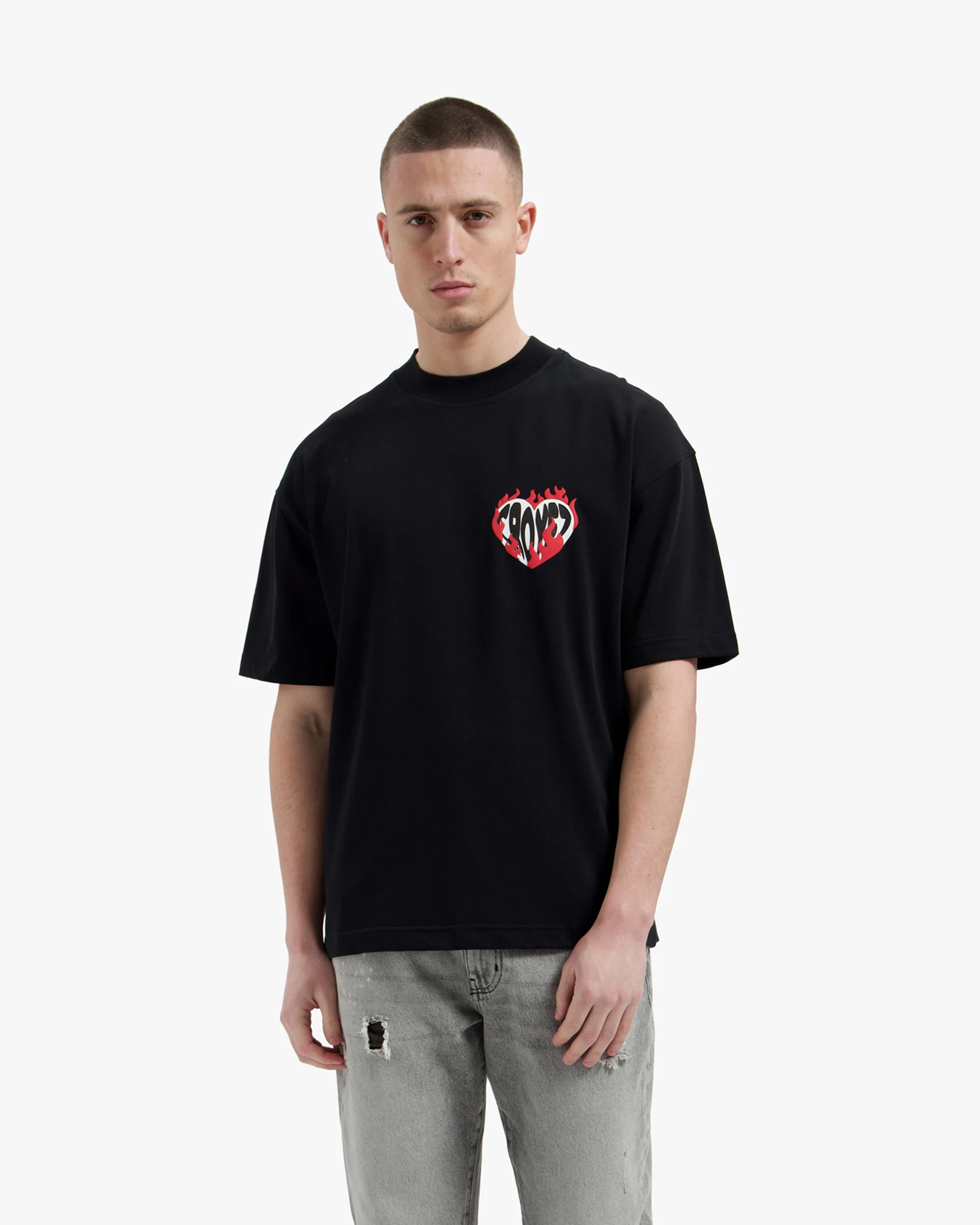 Croyez Heart On Fire T-Shirt | Vintage Black - Image 3
