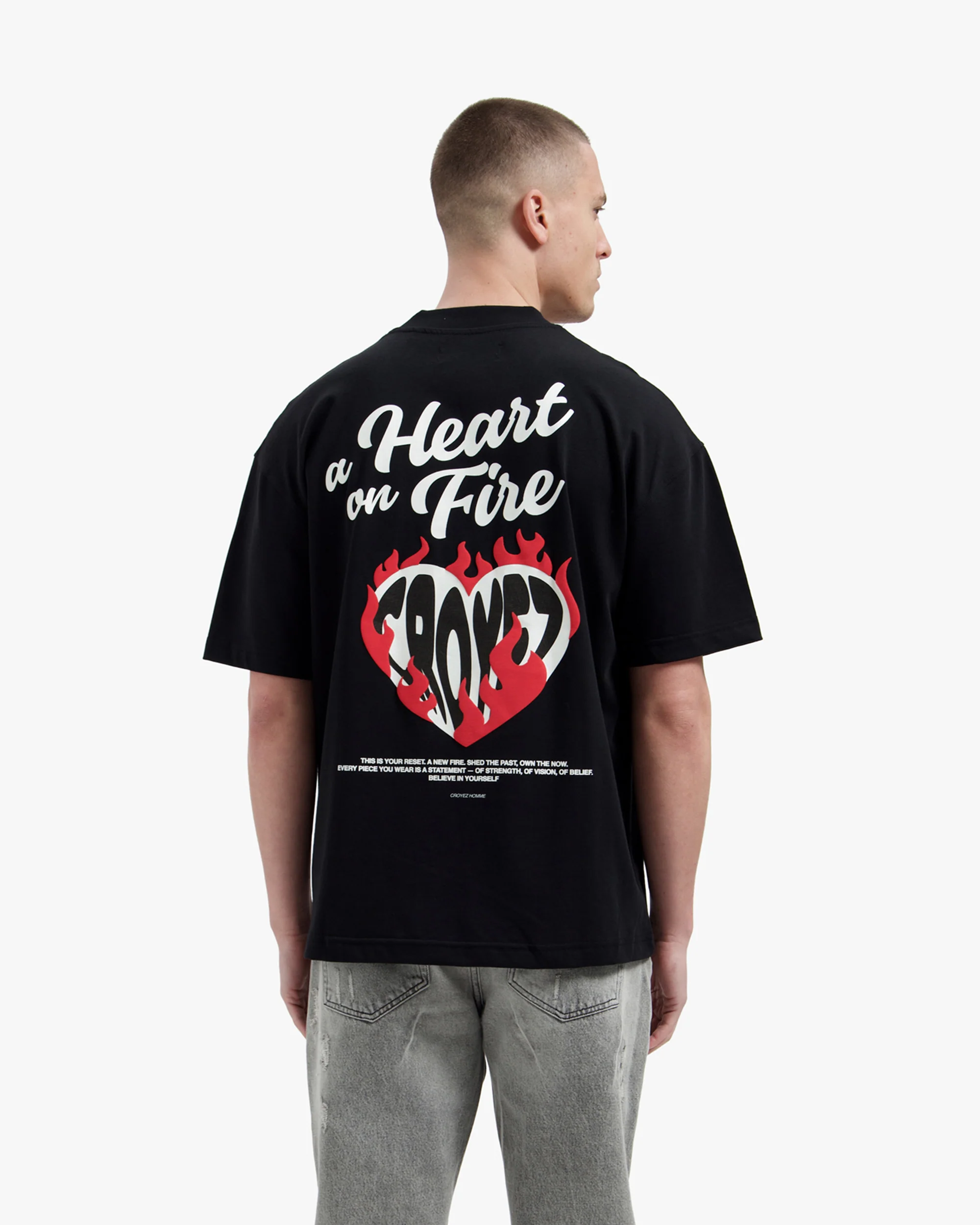 Croyez Heart On Fire T-Shirt | Vintage Black - Image 4