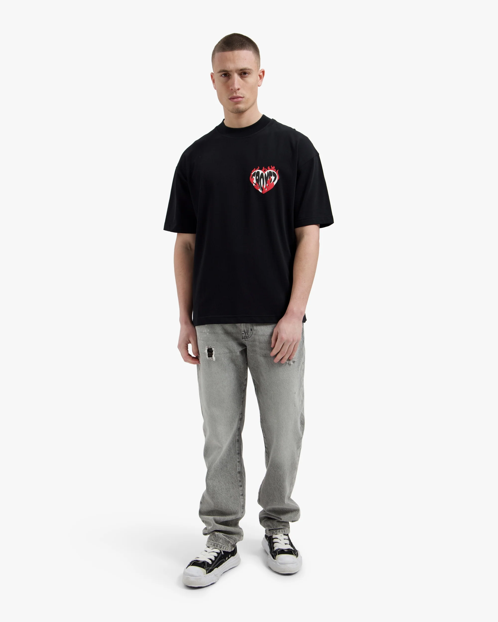 Croyez Heart On Fire T-Shirt | Vintage Black - Image 5
