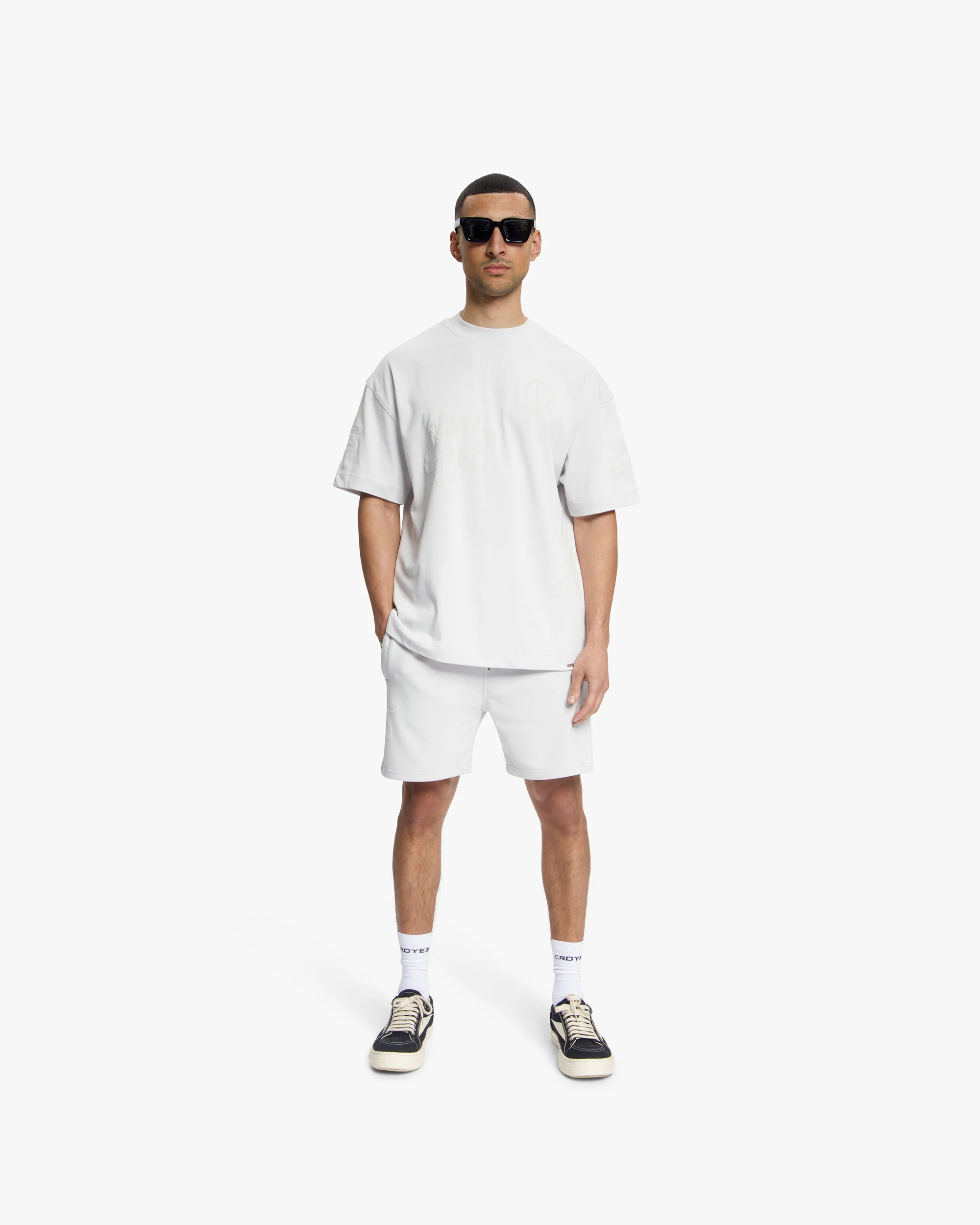 Croyez Initial Flower Shorts | Light Grey - Image 5
