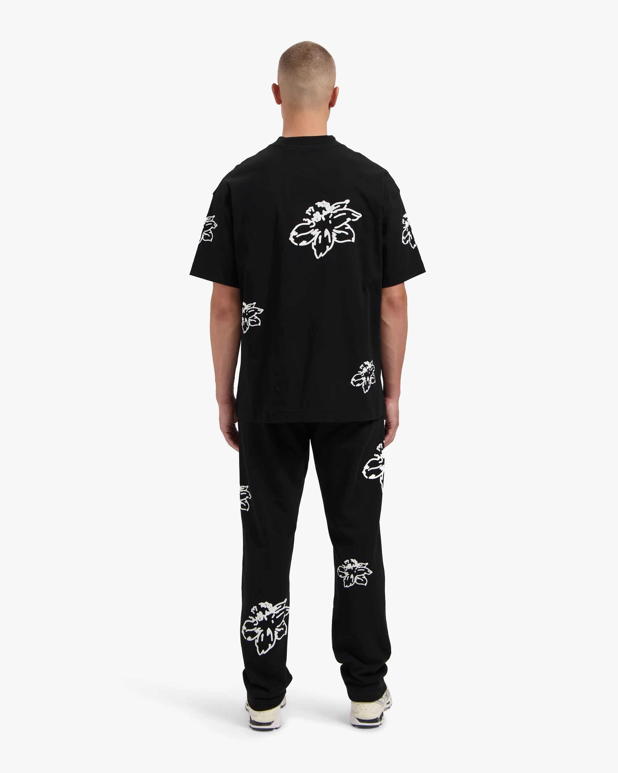 CROYEZ STRAIGHT LEG FLOWER SWEATPANTS | BLACK - Image 6