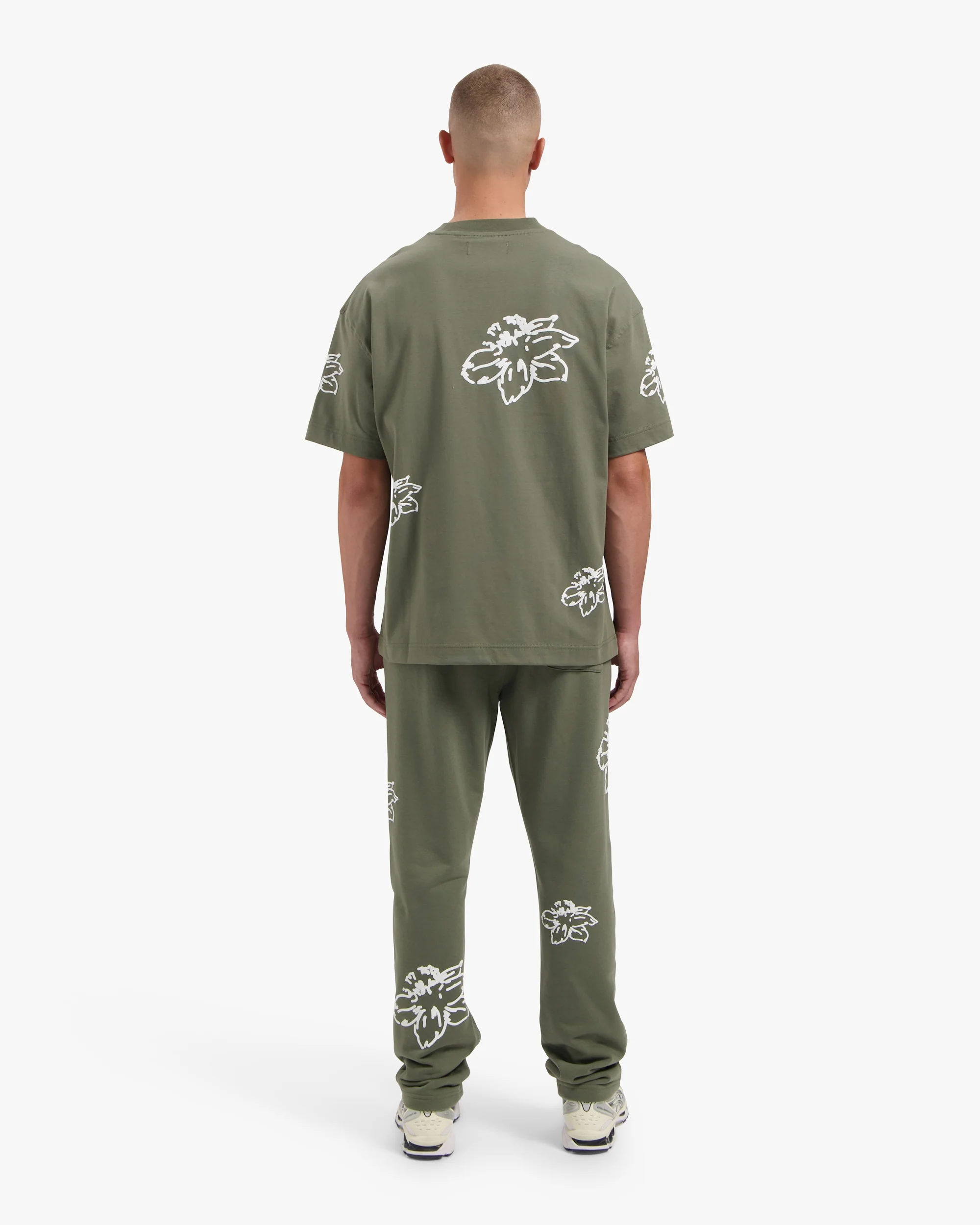 CROYEZ STRAIGHT LEG FLOWER SWEATPANTS | DUSTY OLIVE - Image 6