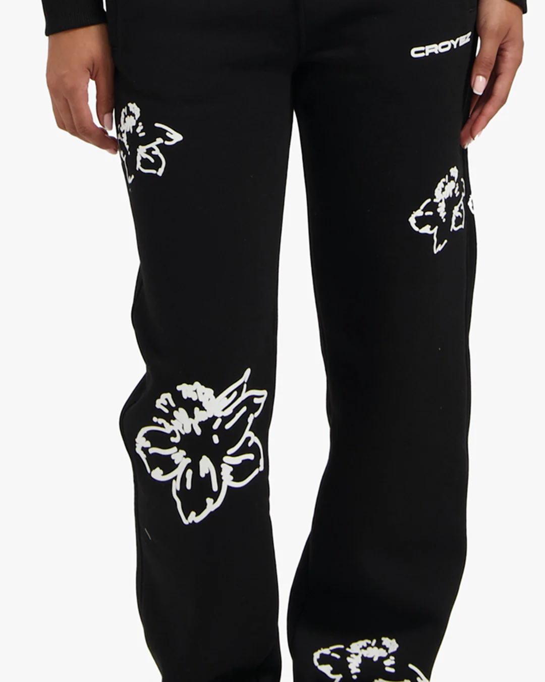 CROYEZ WOMEN FLOWER STRAIGHT LEG SWEATPANTS | BLACK - Image 4