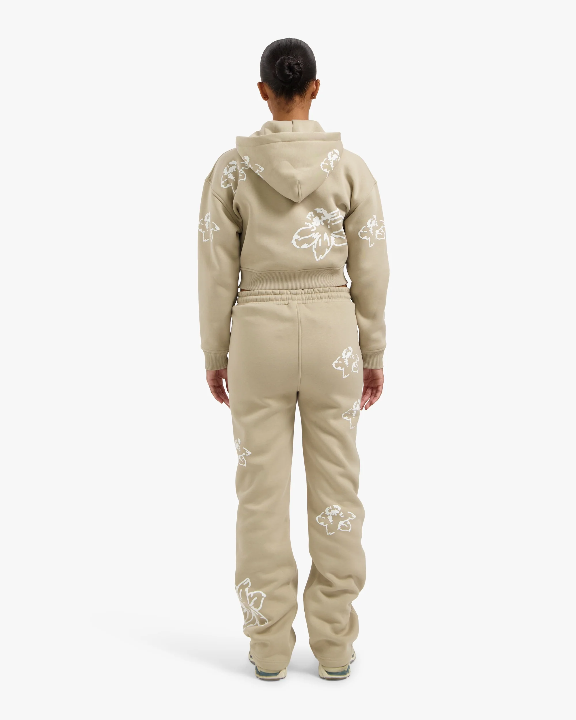 CROYEZ WOMEN FLOWER STRAIGHT LEG SWEATPANTS | SAND - Image 6